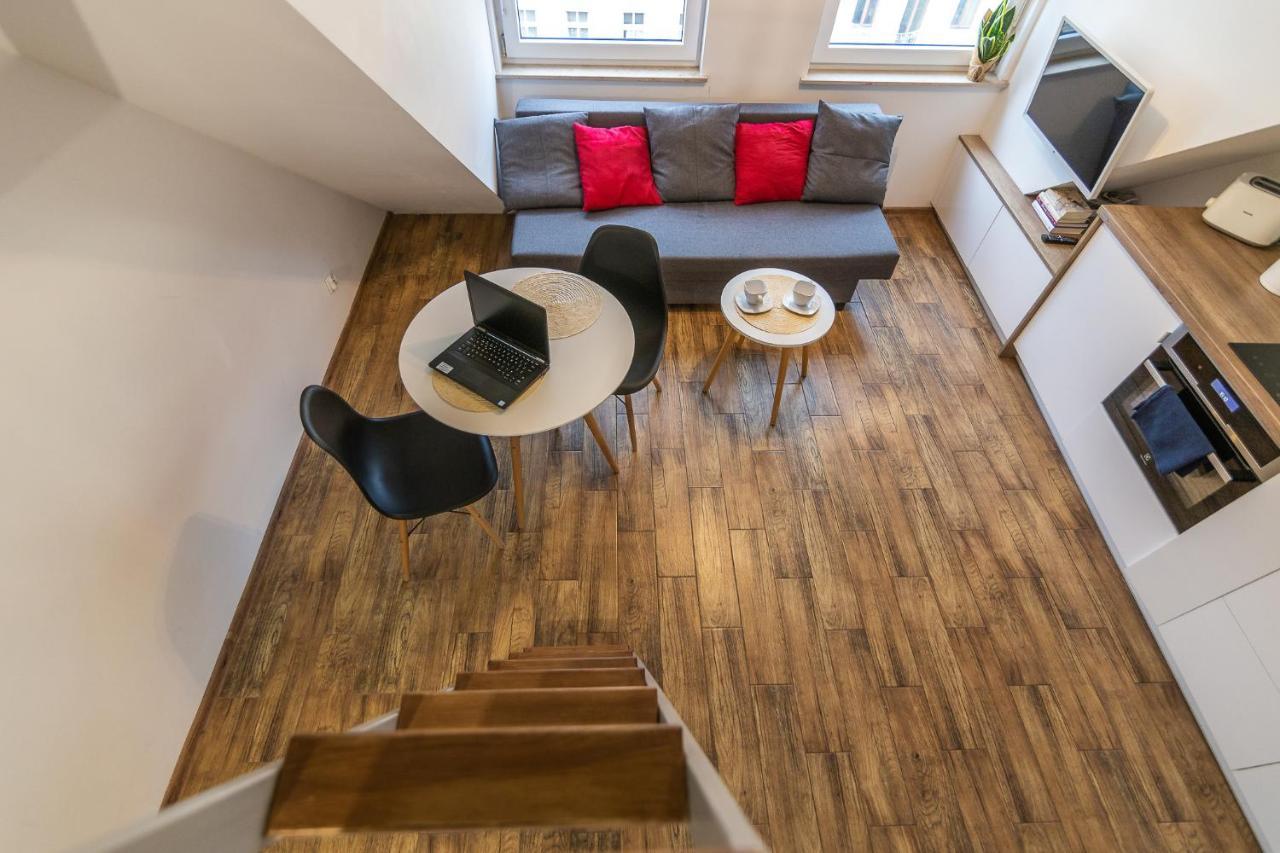 Apartamenty Niedaleko Dworca Od Wroclawapartament-Pl Exteriör bild