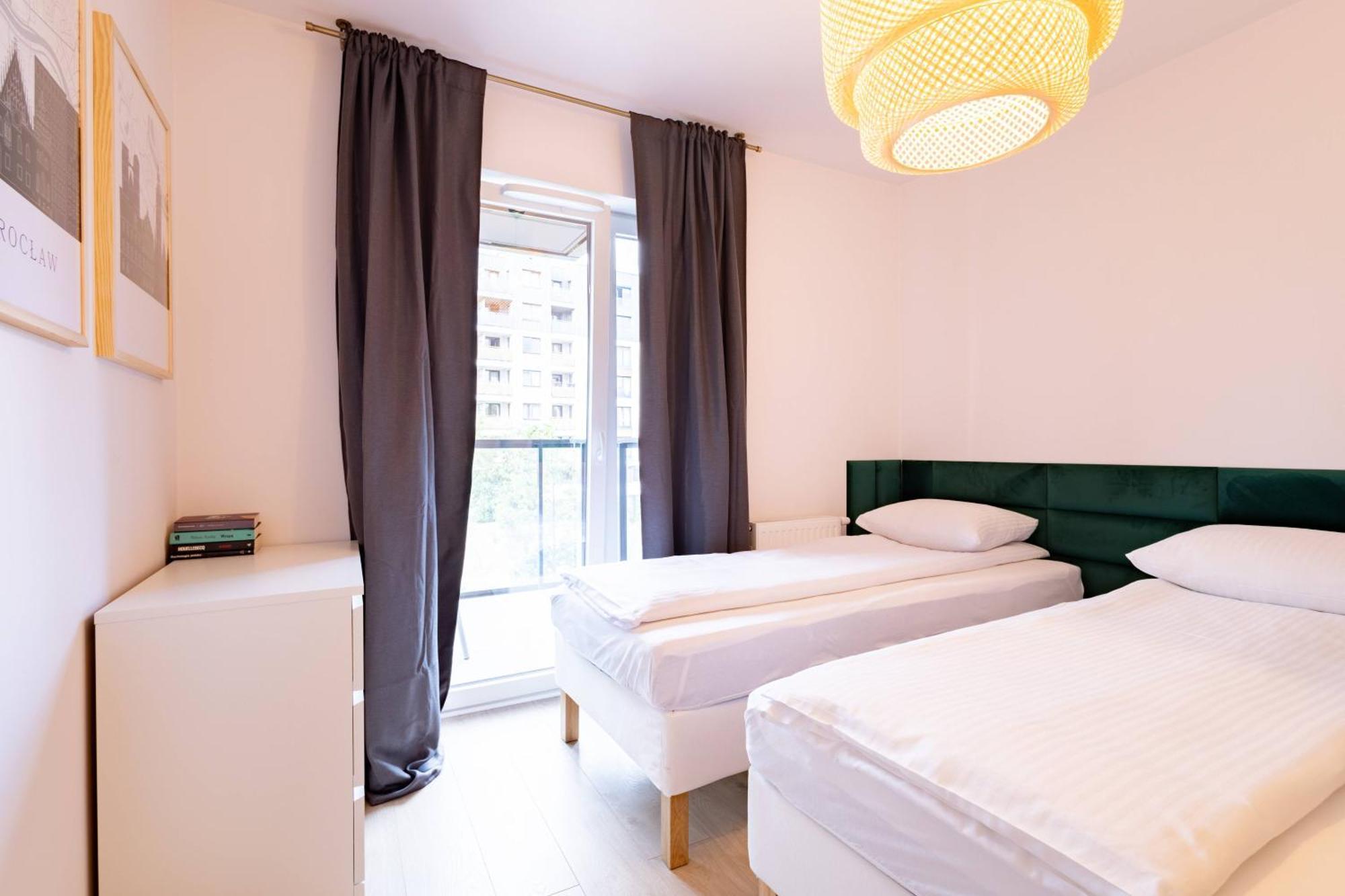 Apartamenty Niedaleko Dworca Od Wroclawapartament-Pl Exteriör bild