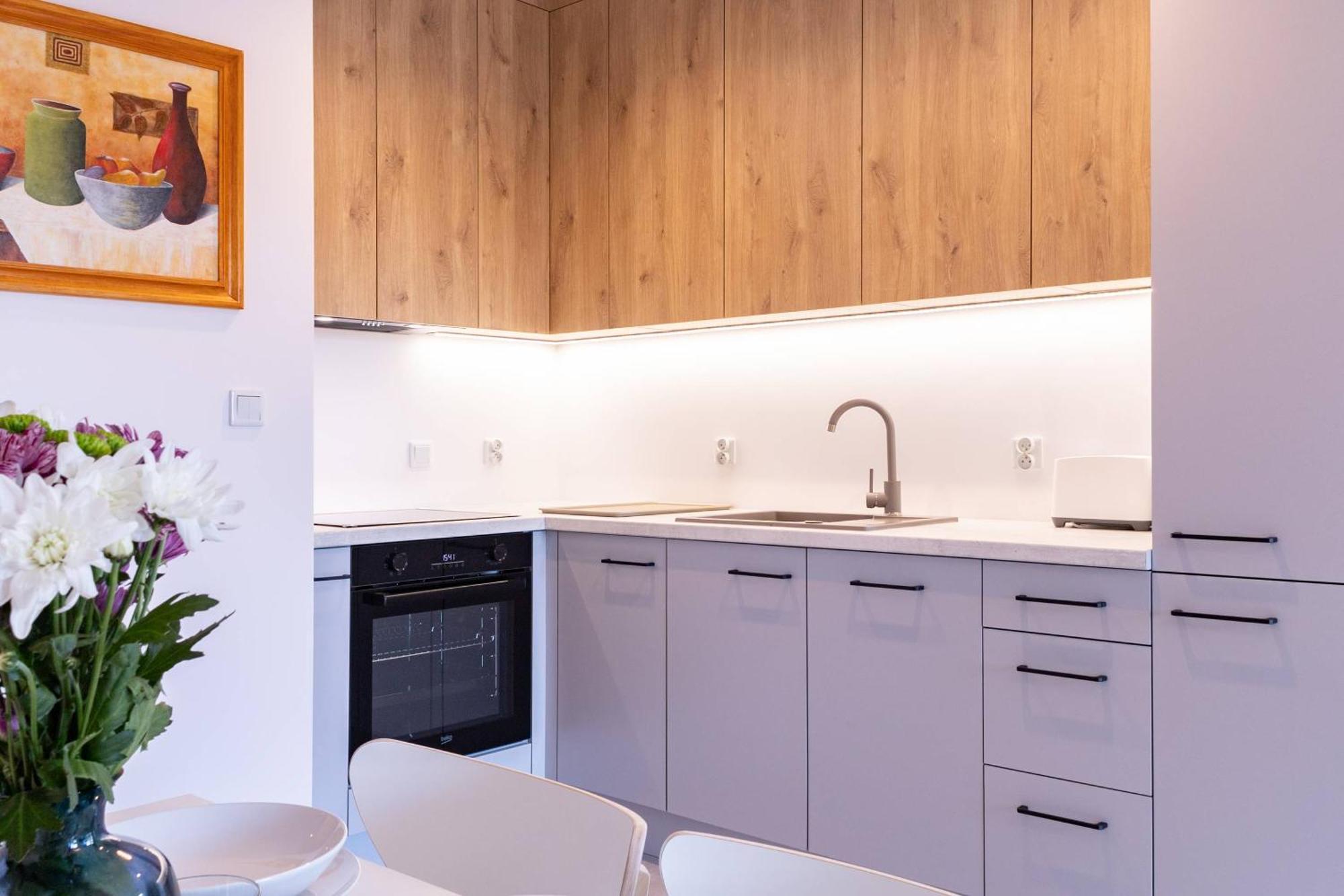 Apartamenty Niedaleko Dworca Od Wroclawapartament-Pl Exteriör bild