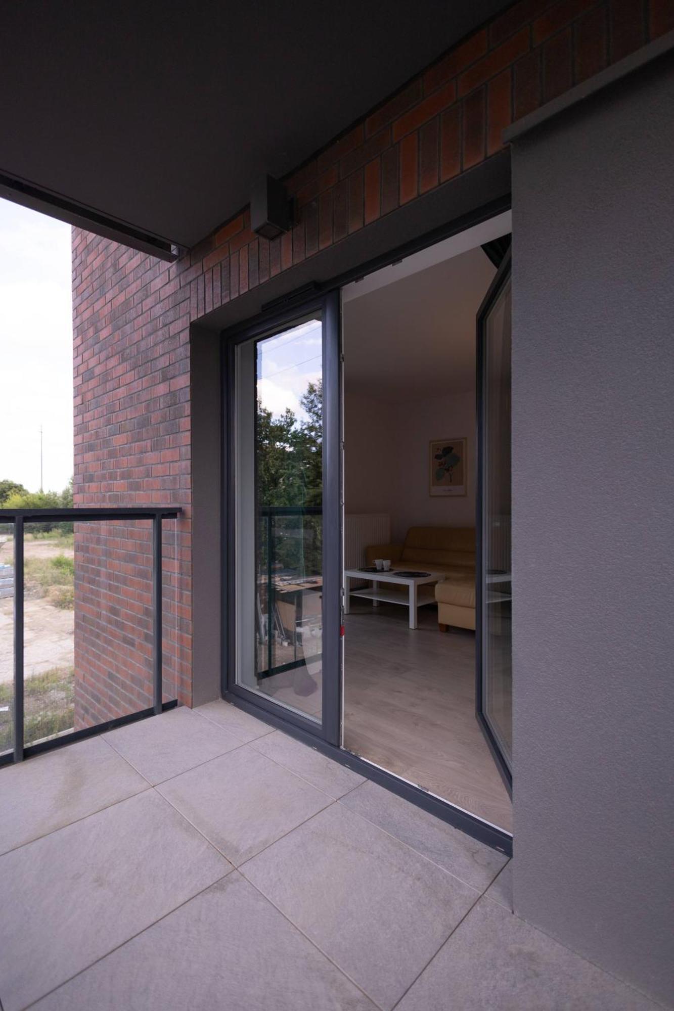 Apartamenty Niedaleko Dworca Od Wroclawapartament-Pl Exteriör bild